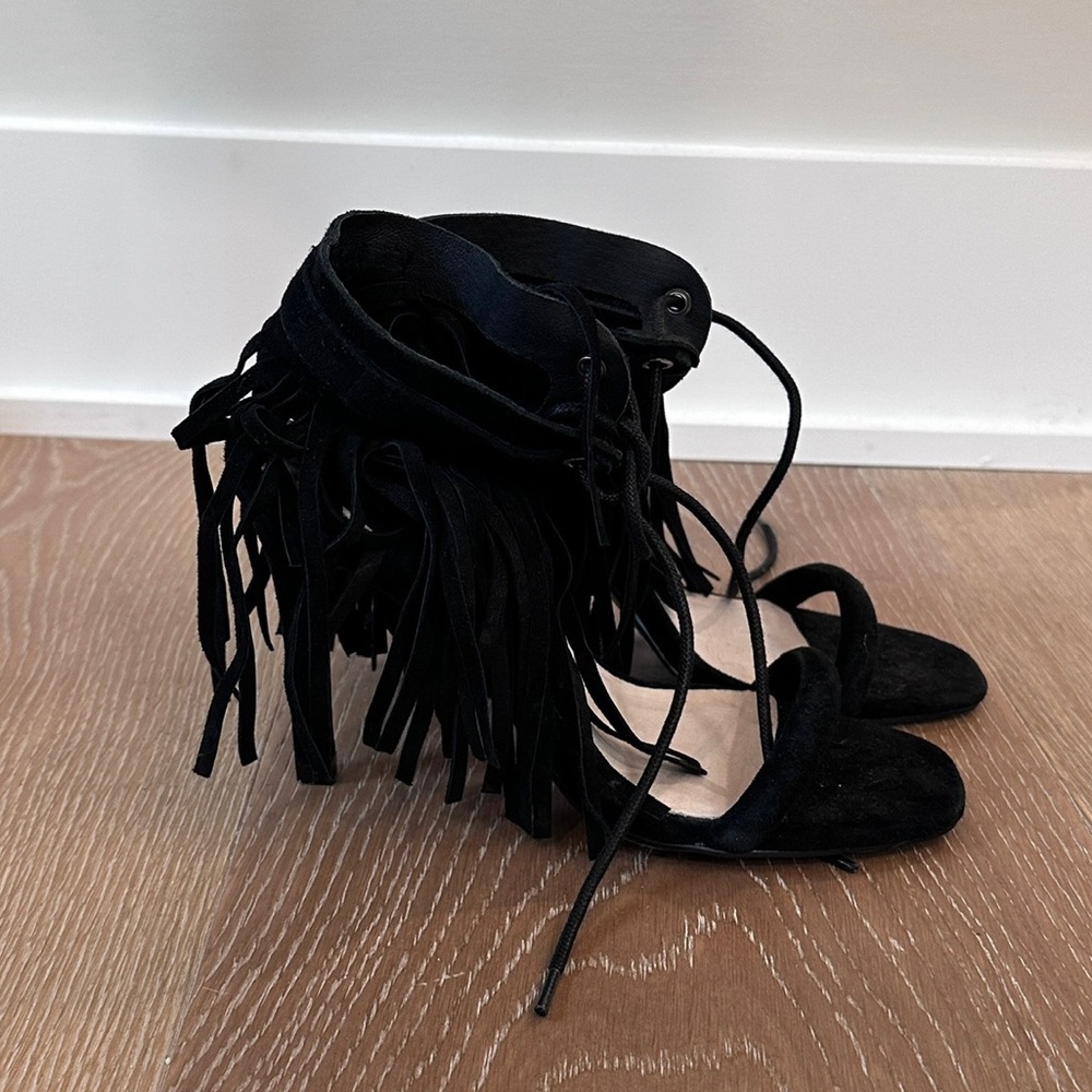 Fringed Heels black 3 inch
